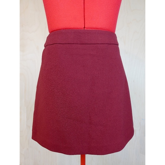 Express Burgundy High-Waisted A-Line Mini Skirt - Picture 5 of 9